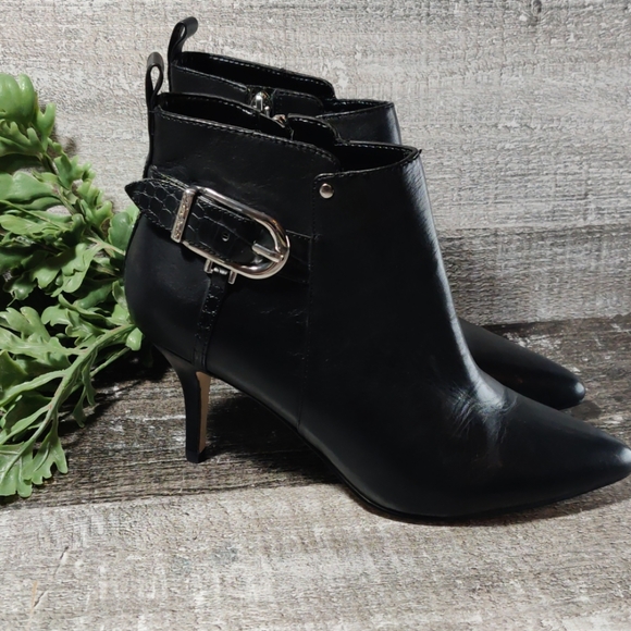 Marc Fisher Shoes - Marc Fisher black Julita stiletto ankle boots